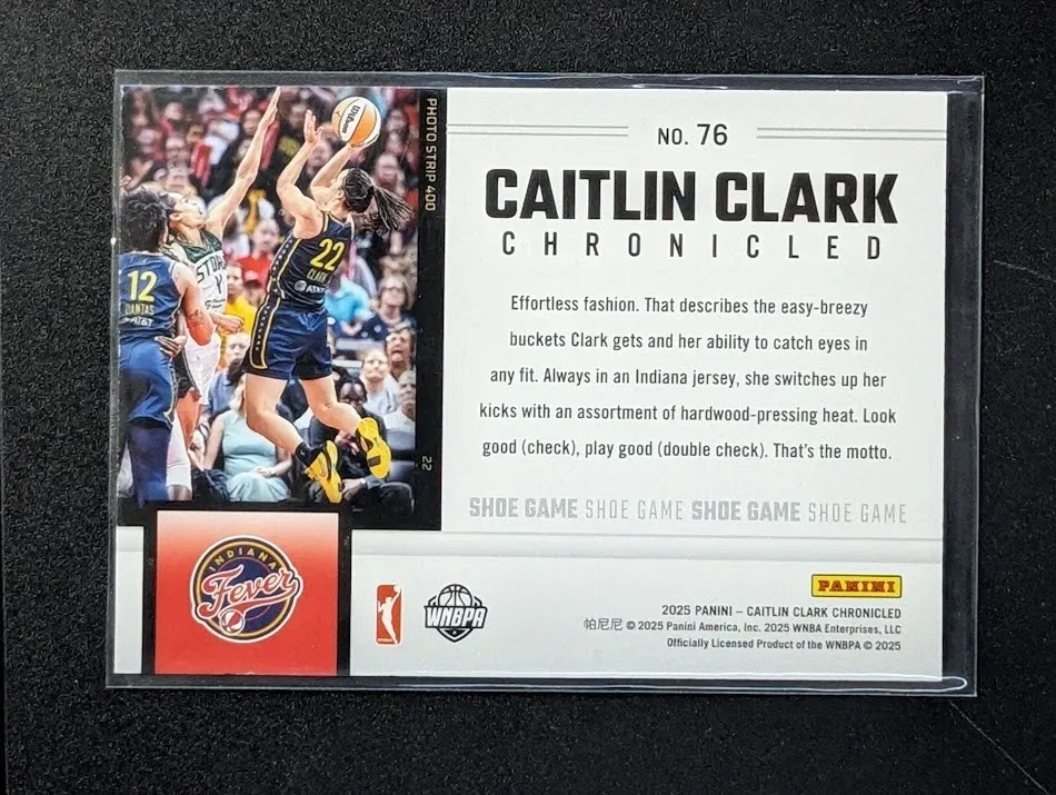 Topps Panini Card Tarjeta Cromo Barajita 2025 Panini Caitlin Clark Chronicled - Shoe Game Caitlin Clark #76 Holo Panini 2025 Refractor Chronicled Shoe Game Caitlin Holo/Refractor