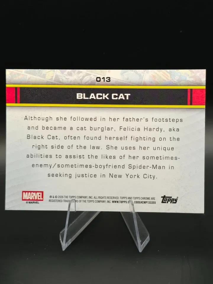 Topps Panini Card Tarjeta Cromo Barajita Black Cat Topps 2026 Chrome Marvel Comics