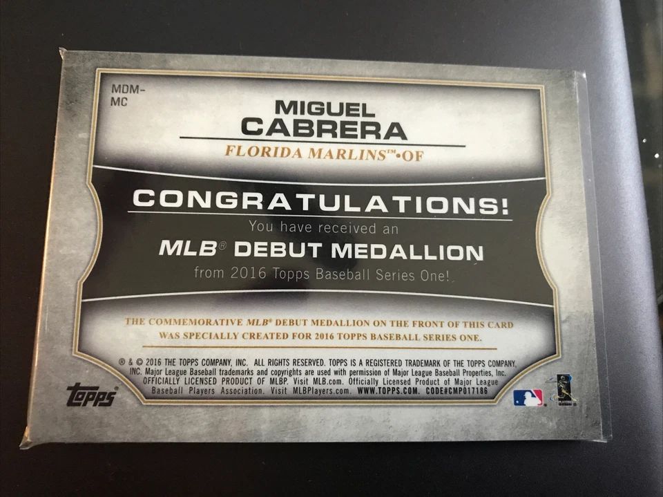 Topps Panini Card Tarjeta Cromo Barajita 2 Miguel Cabrera Topps Series 2016 MLB Debut Medallion