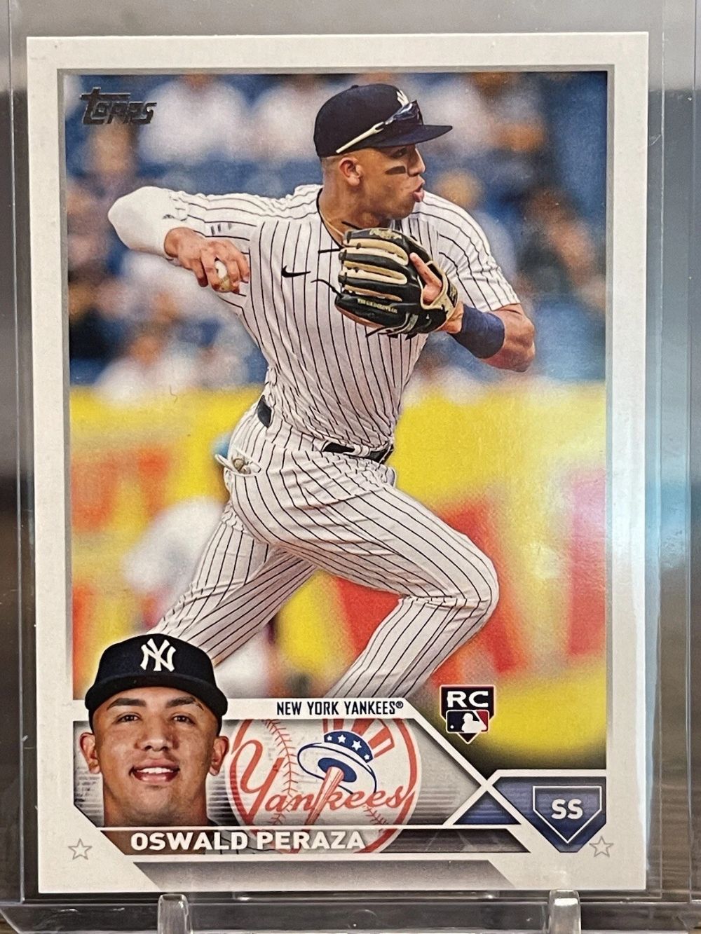 Topps Panini Card Tarjeta Cromo Barajita Oswald Peraza Topps Series 2023 Rookie Card RC