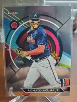 Topps Panini Card Tarjeta Cromo Barajita Ronal Acuña Jr. Topps Finest 2023 Cromo